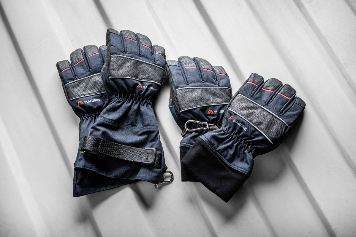 Firefighting gloves